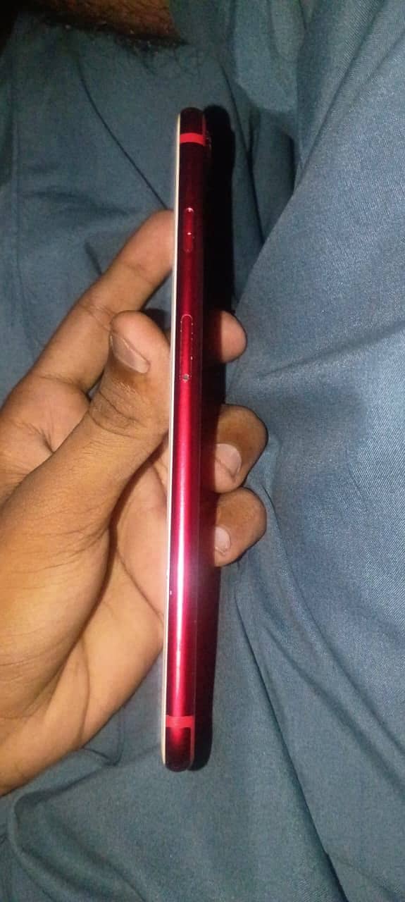 Apple iPhone 7 Plus 1