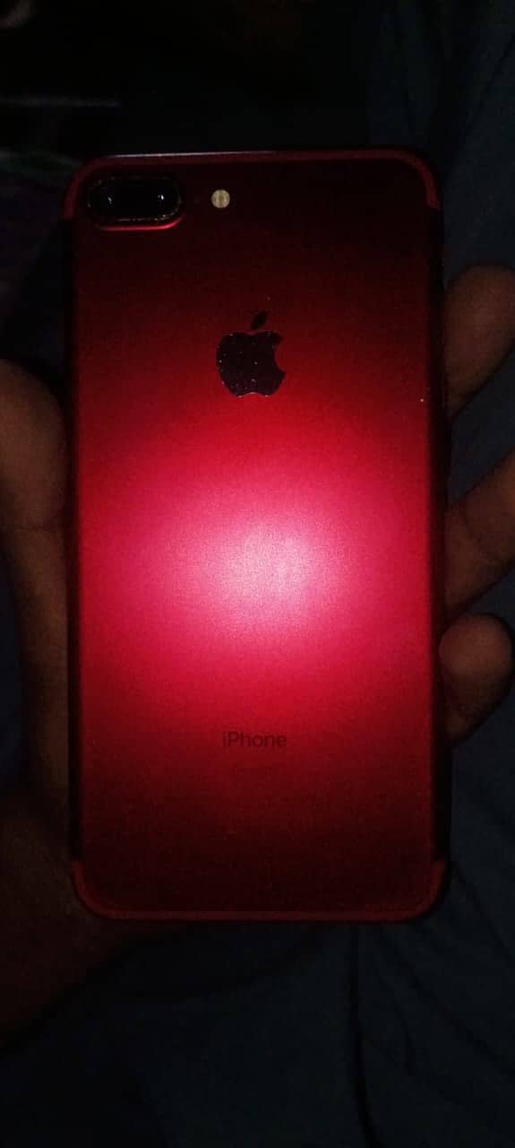 Apple iPhone 7 Plus 3