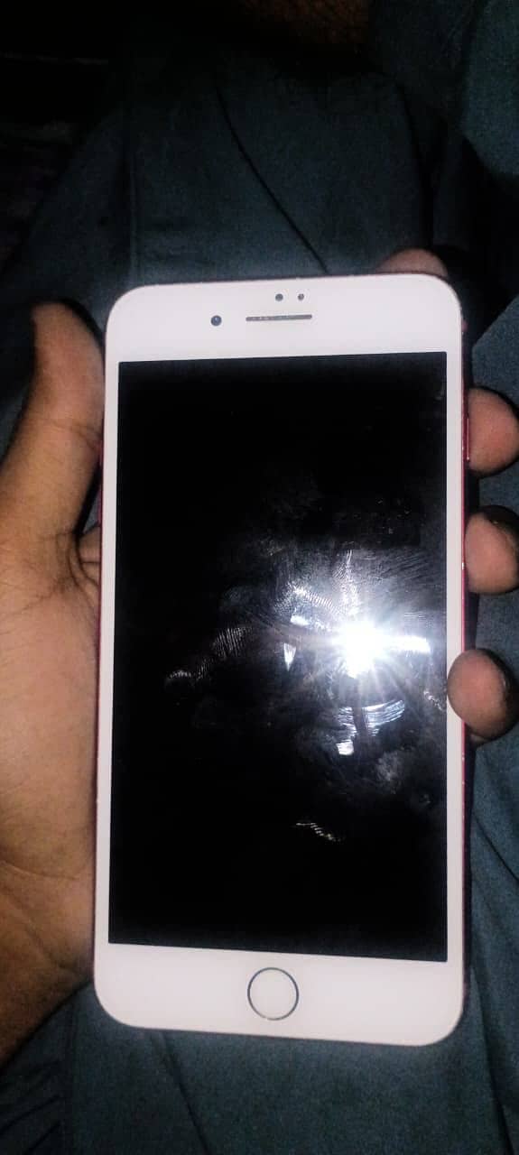 Apple iPhone 7 Plus 4