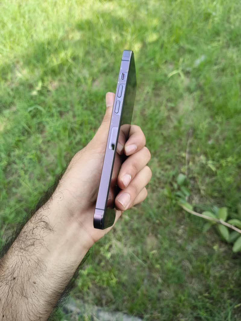Apple iPhone 14 Pro Max 2
