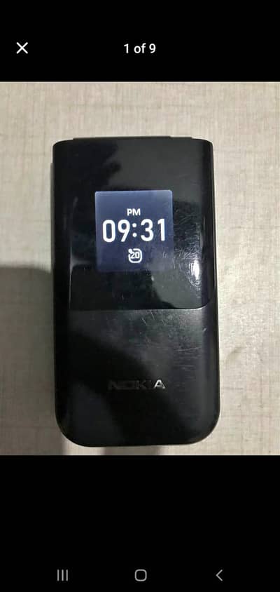 Nokia 2720 Flip with box