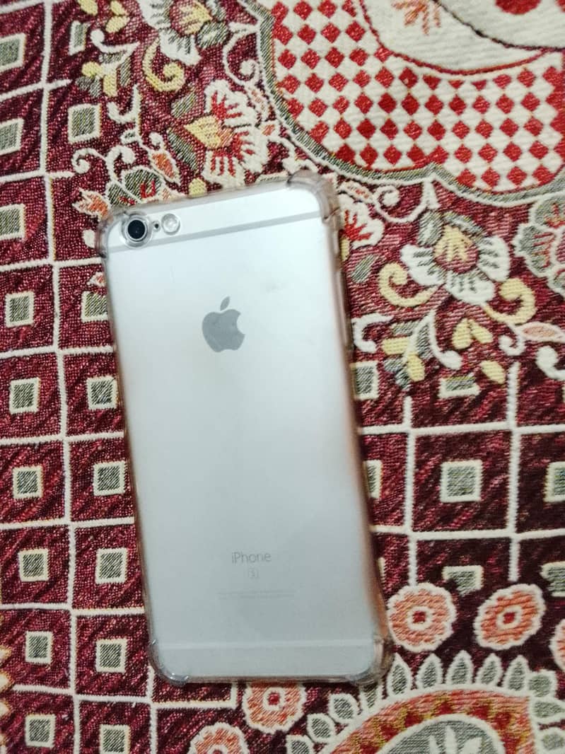 Apple iPhone 6S Plus 4