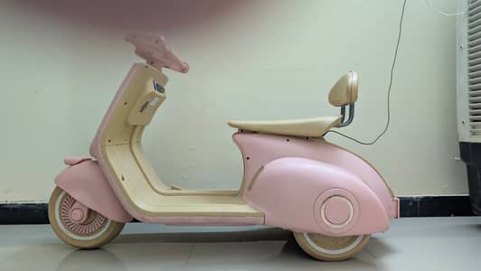 Kids Electric Ride-On Scooter Sport Moto