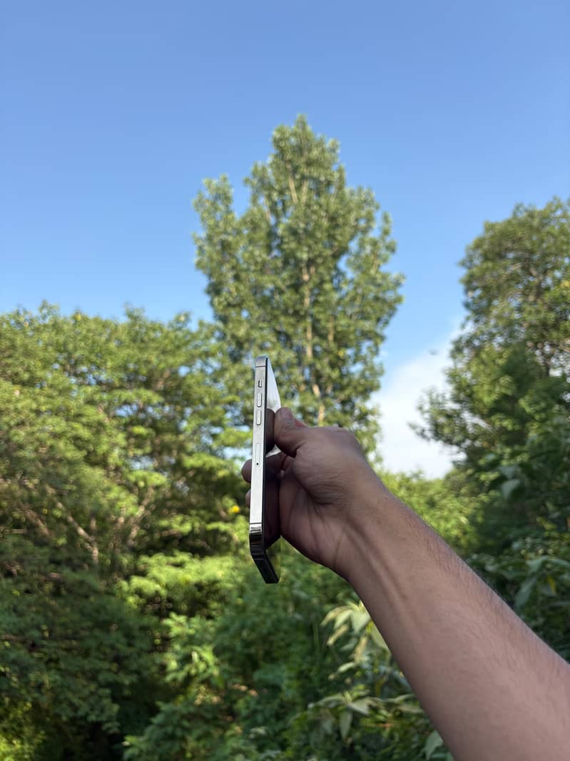 Apple iPhone 14 Pro 5