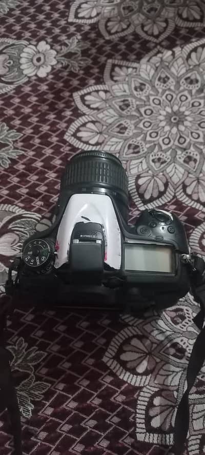 Nikon D7100 + 50mm Lens — Excellent Condition