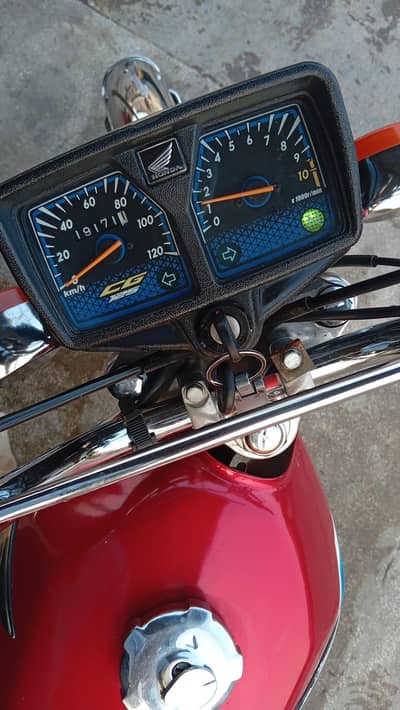 CG125