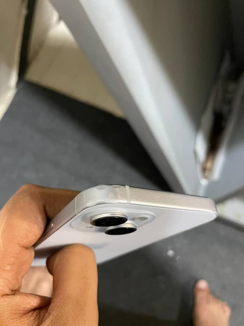 Apple iPhone 15 0