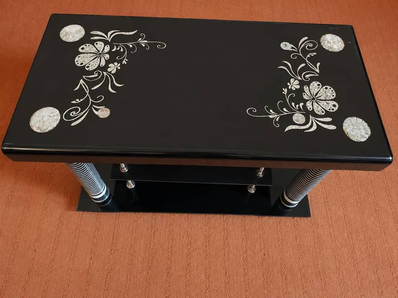 LCD/LED TV Trolley & Table 1