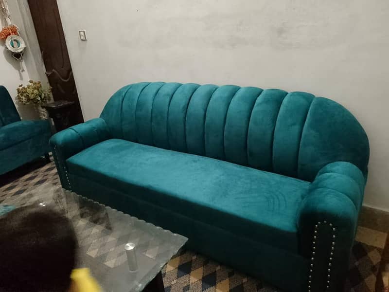 Elegant Classic Teal Velvet Sofa Set  2