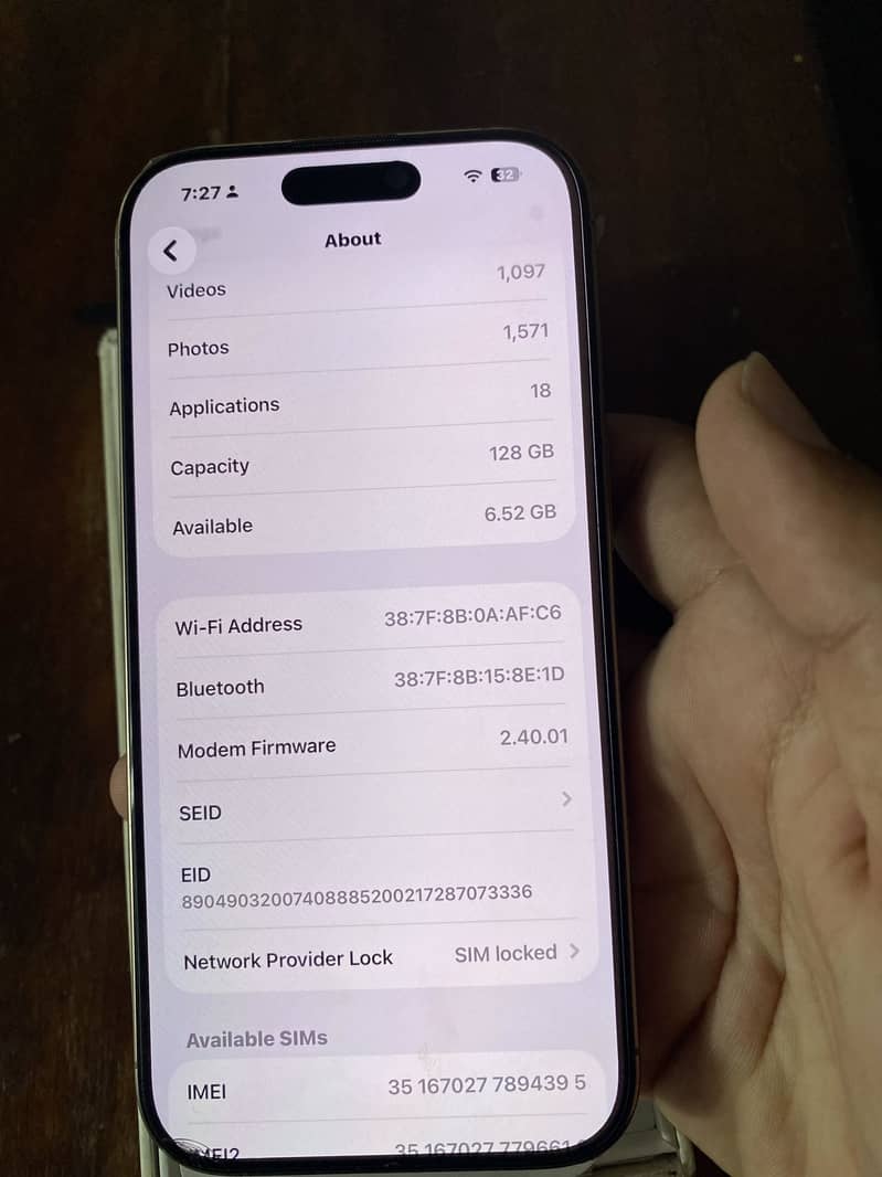 Apple iPhone 16 Pro 1
