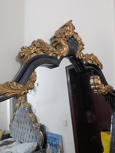 Dresser Mirror for sale (Only Mirror)