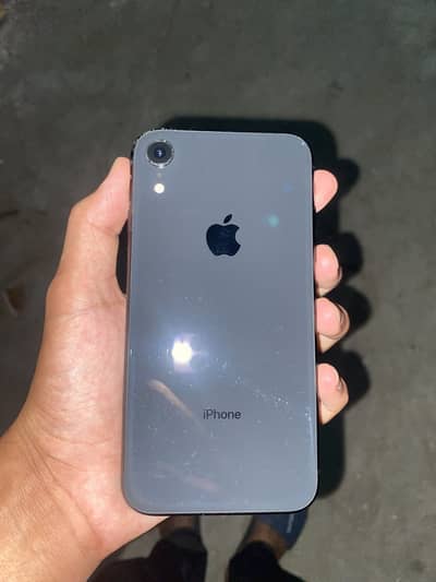Apple iPhone XR