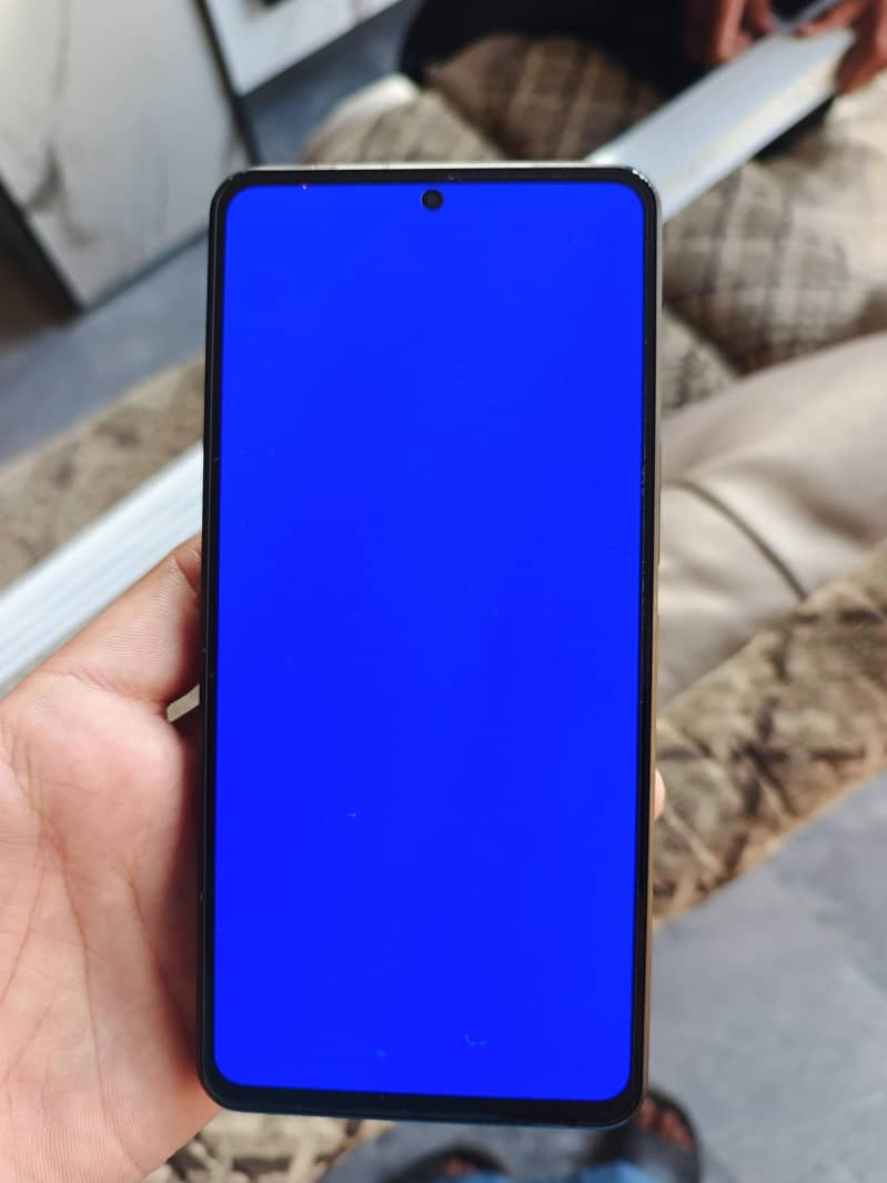 Sharp Aquos R7 1