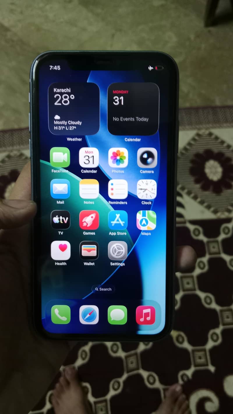 Apple iPhone 11 1