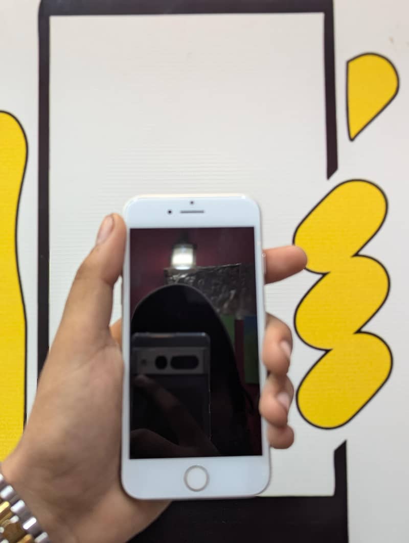 Apple iPhone 8 2