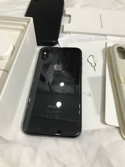 Apple iPhone X condition 10 by 10