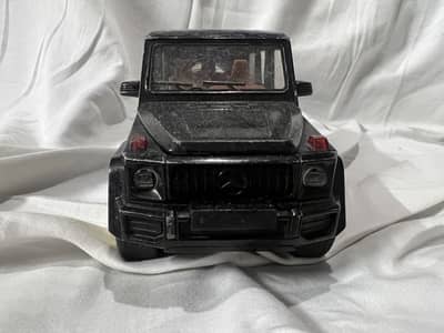 To Mercedes G wagon