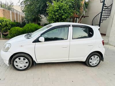 Toyota Vitz 2000