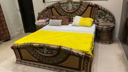 Bed side tables dressing only   without mattress