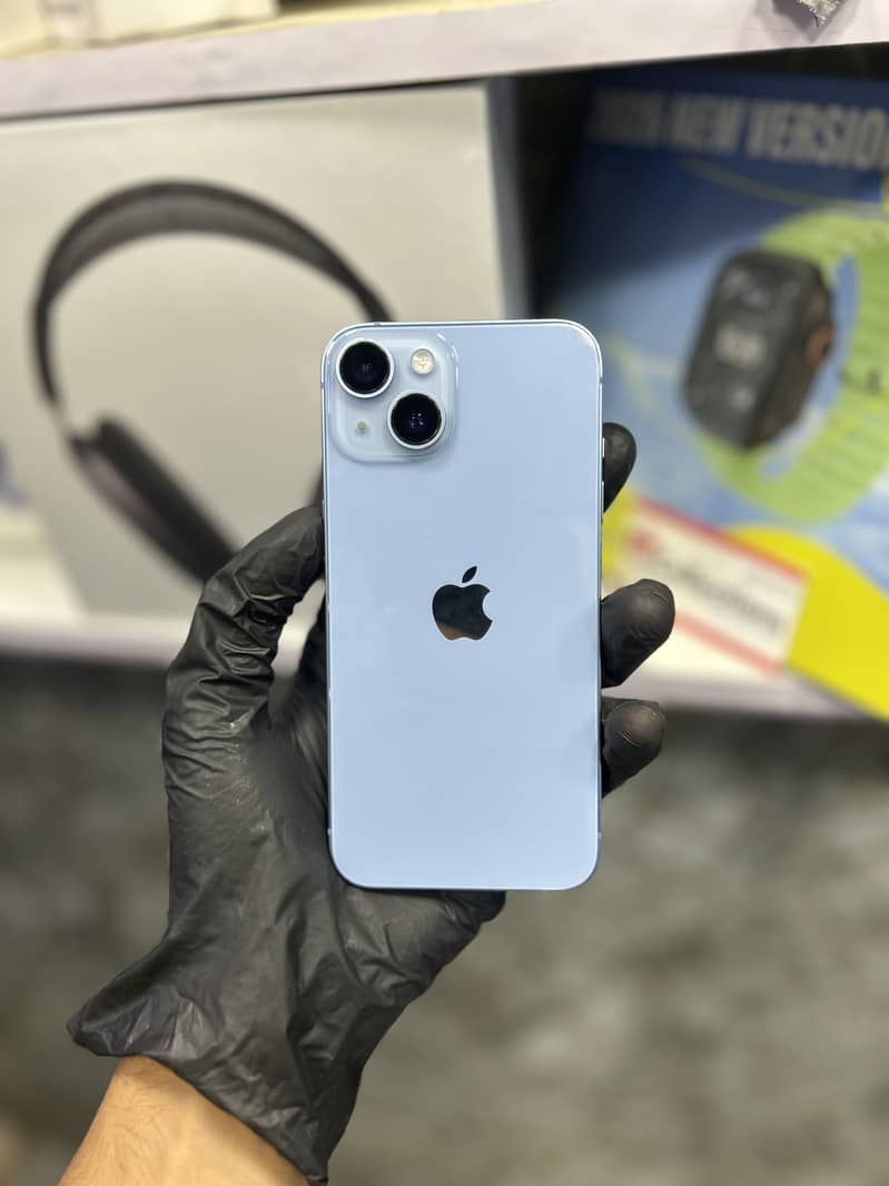 Apple iPhone 14 3