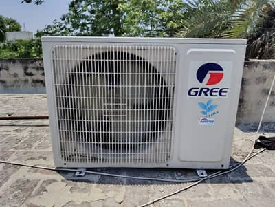 Gree G10 (Gray) Inverter 1.5 Ton - Heat & Cool