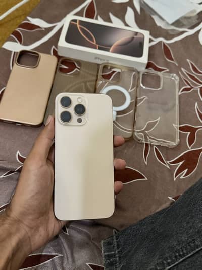Apple iPhone 16 Pro Max