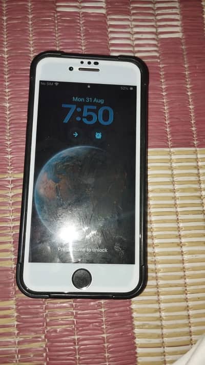 Apple iPhone SE