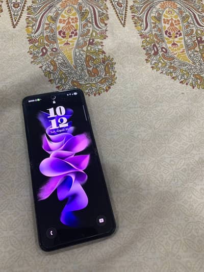 Samsung Mobile Z Flip 3