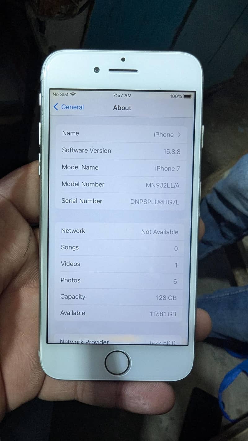 Apple iPhone 7 1