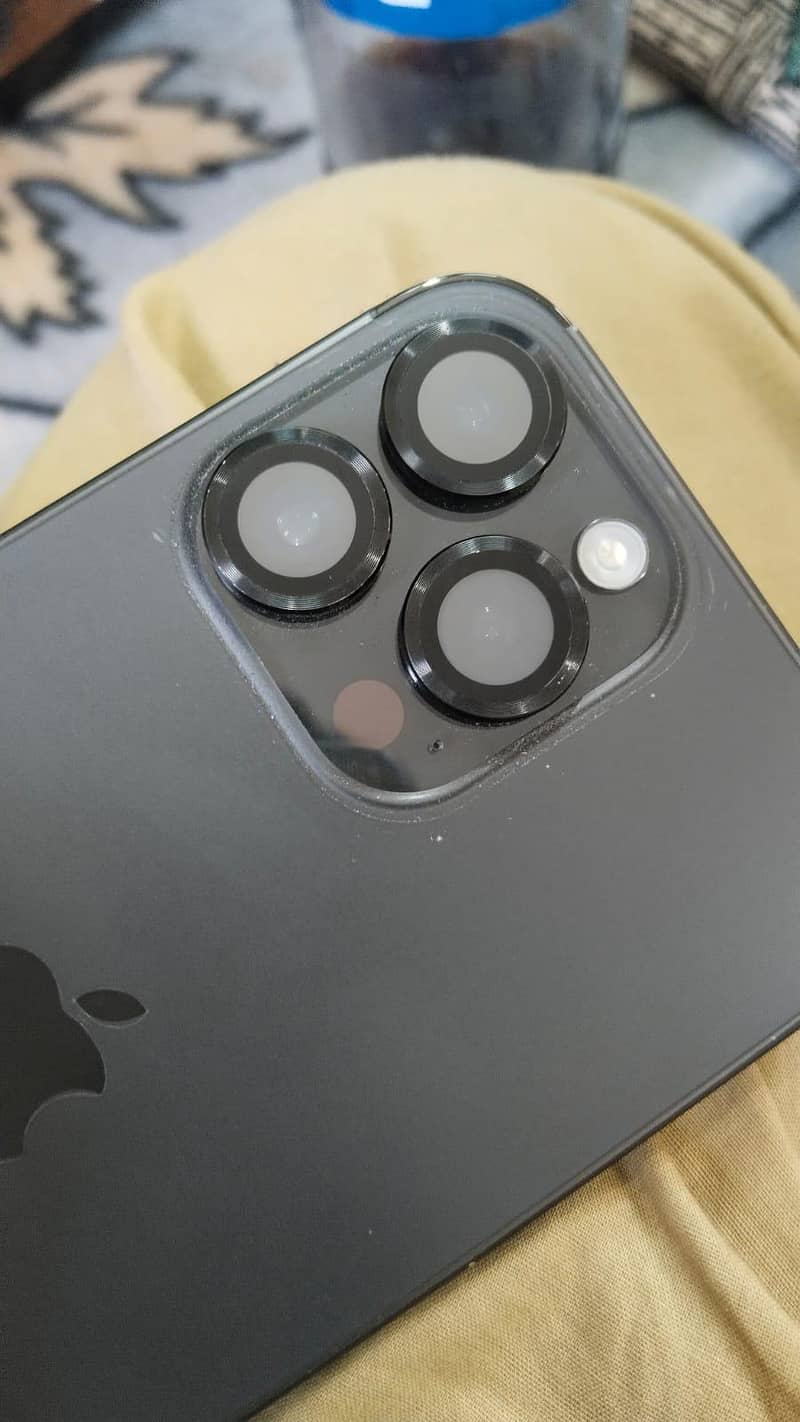 Apple iPhone 14 Pro Max 3