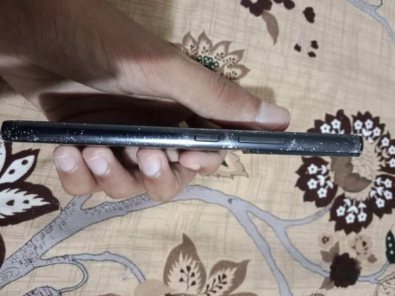 samsung s22 4
