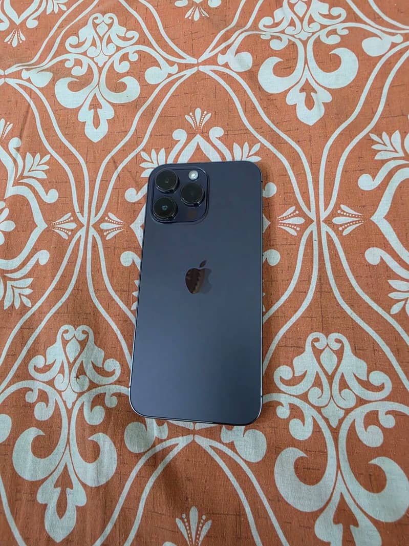 Apple iPhone 14 Pro Max 0