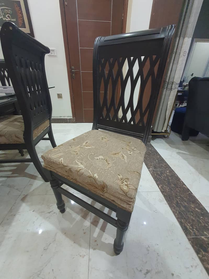 Dining Table 6 chairs 5