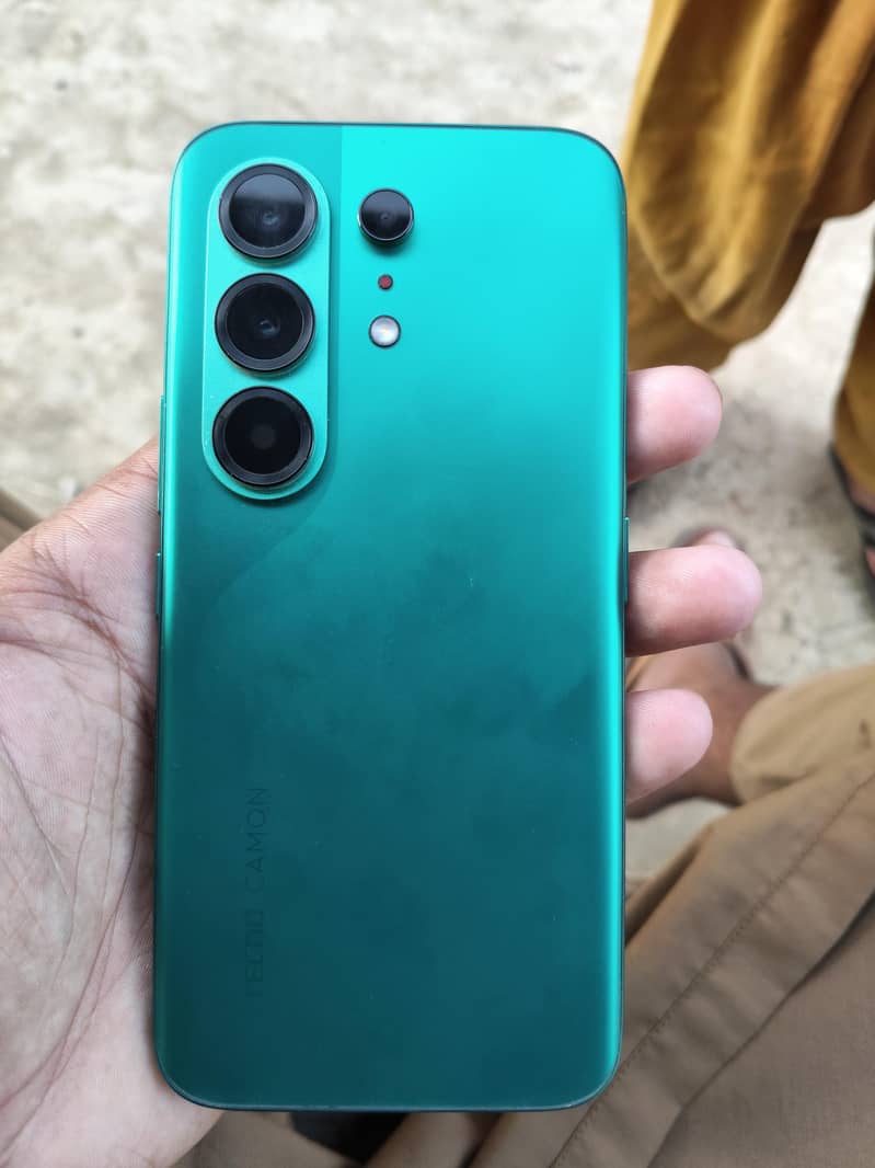 Tecno camon 50 pro 0