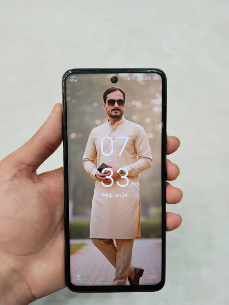 Tecno Camon 18T 0