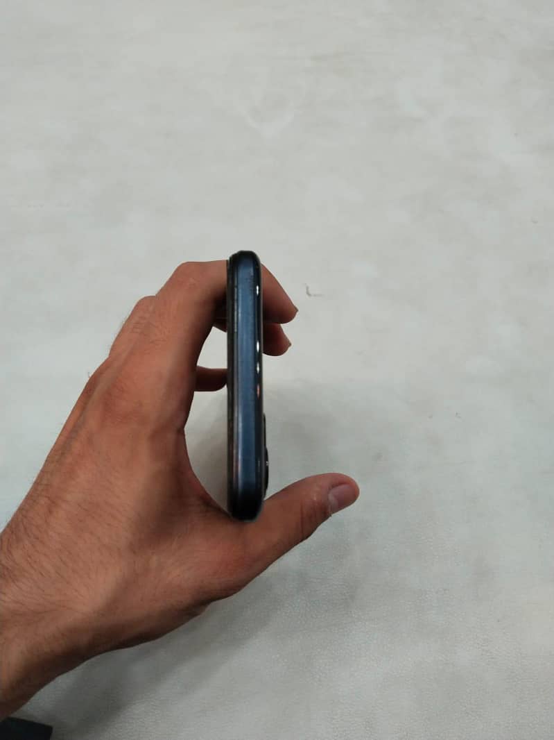 Tecno Camon 18T 3