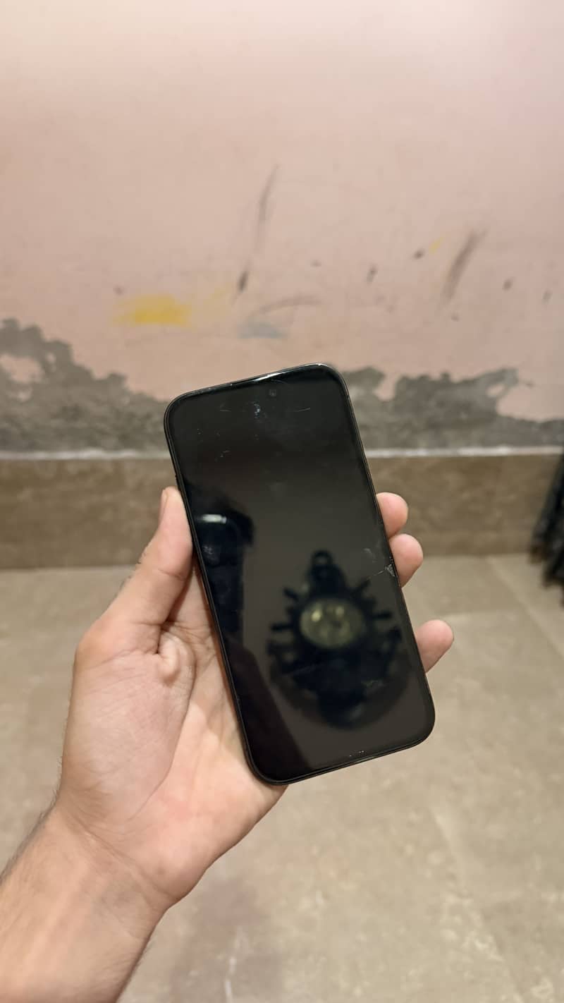 Apple iPhone 15 Pro 0