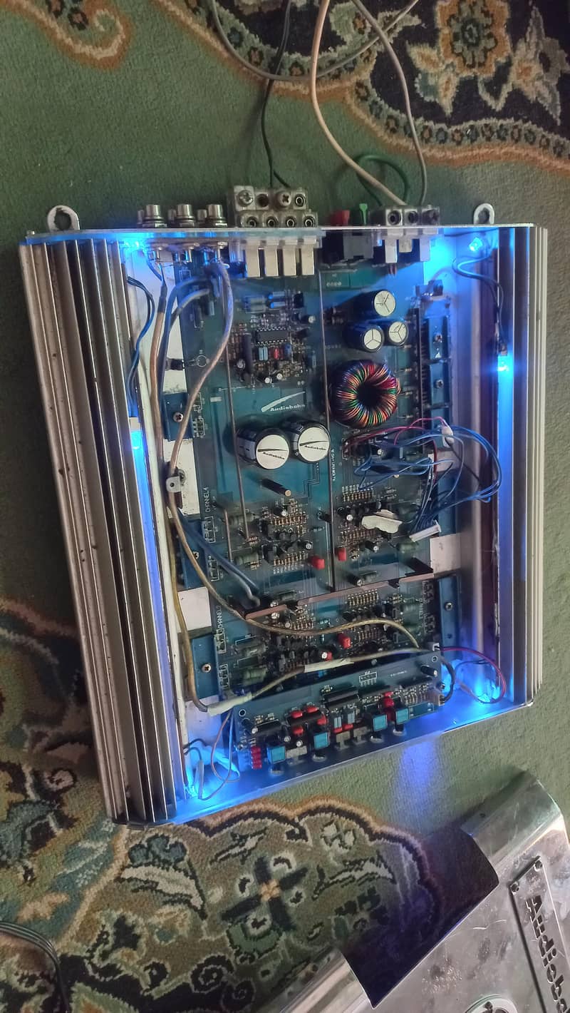 amplifier 3