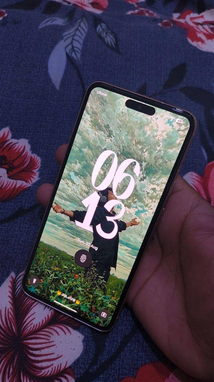 Google Pixel 8 3