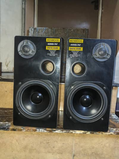 8 inch speaker set for sale