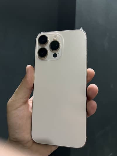 Apple iPhone 16 Pro Max