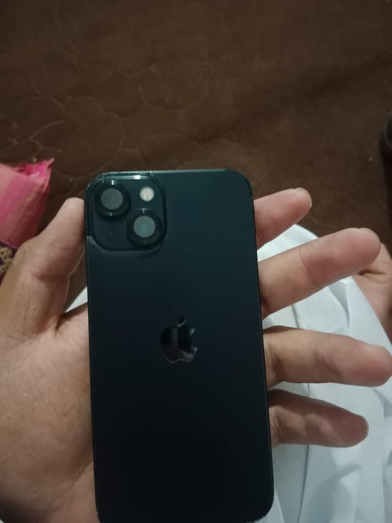 Apple iPhone 13 1