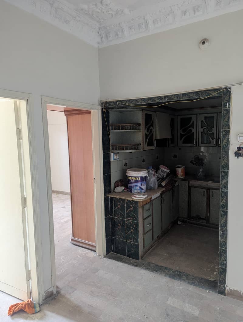 flat in unit 6 5