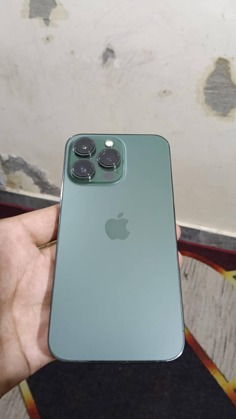Apple iPhone 13 Pro 0