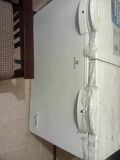unused refrigerator with all  accsesories and papar