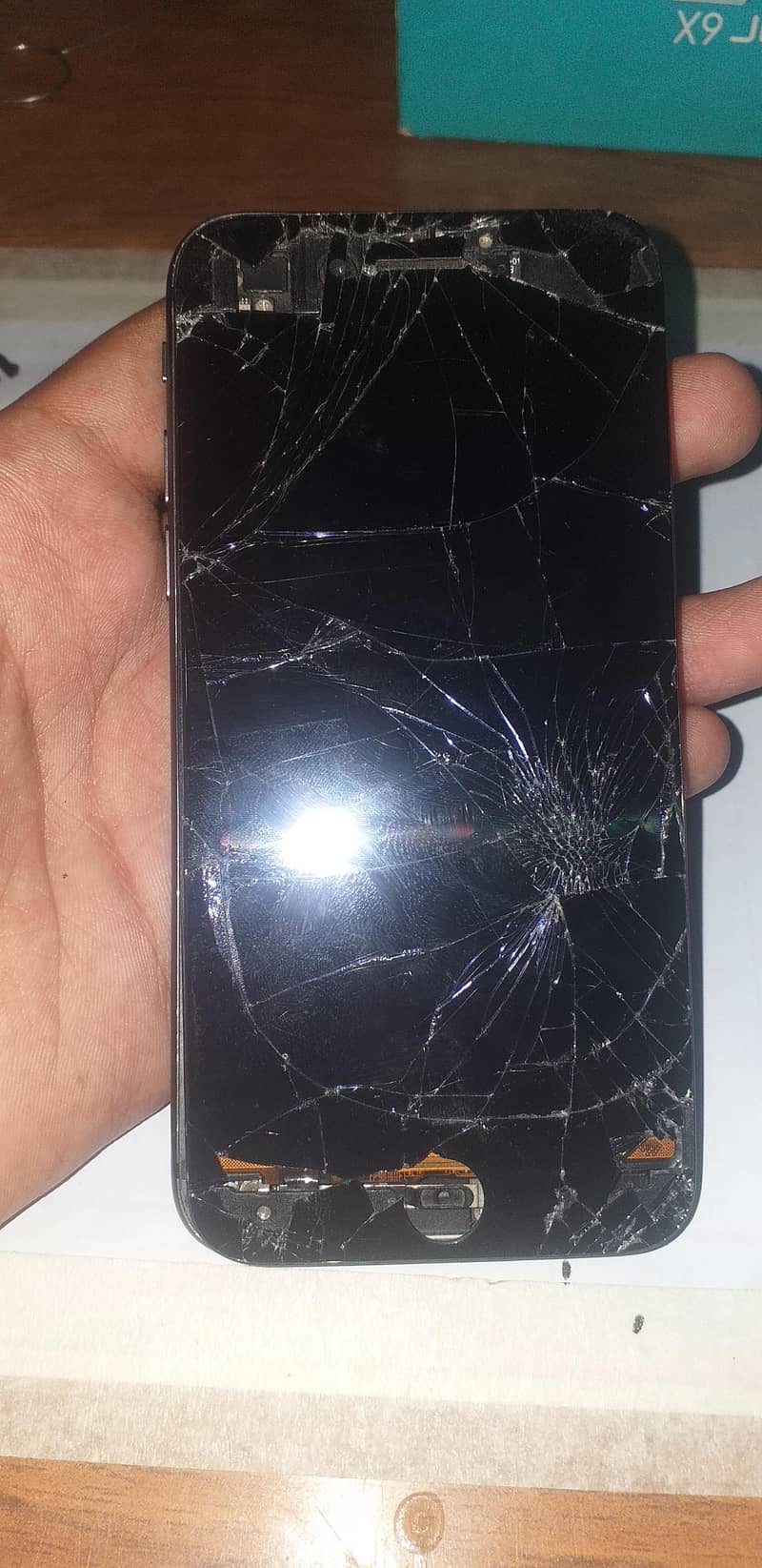 Apple iPhone 8 1