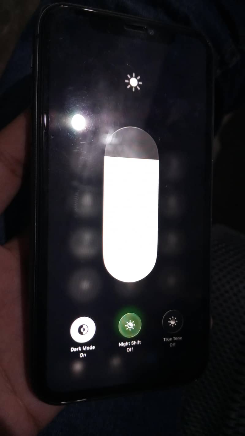 Apple iPhone 11 3