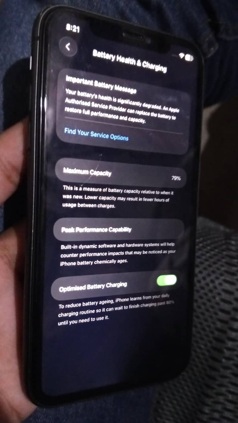 Apple iPhone 11 4