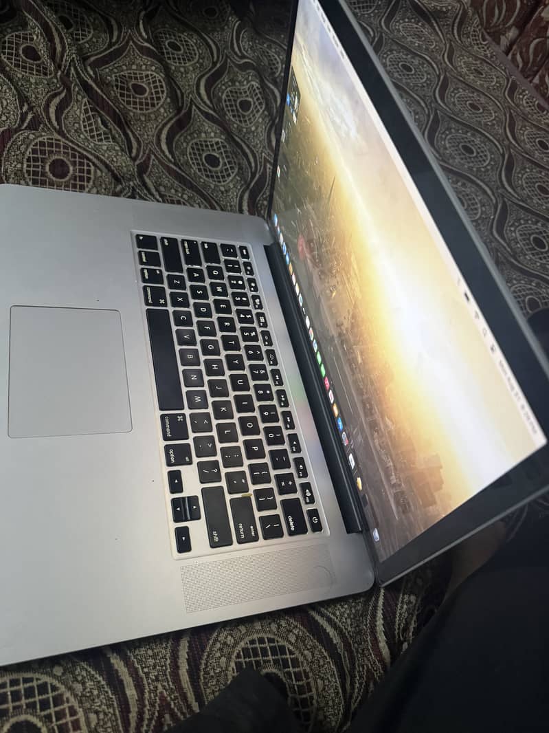 Macebook pro 2015 4