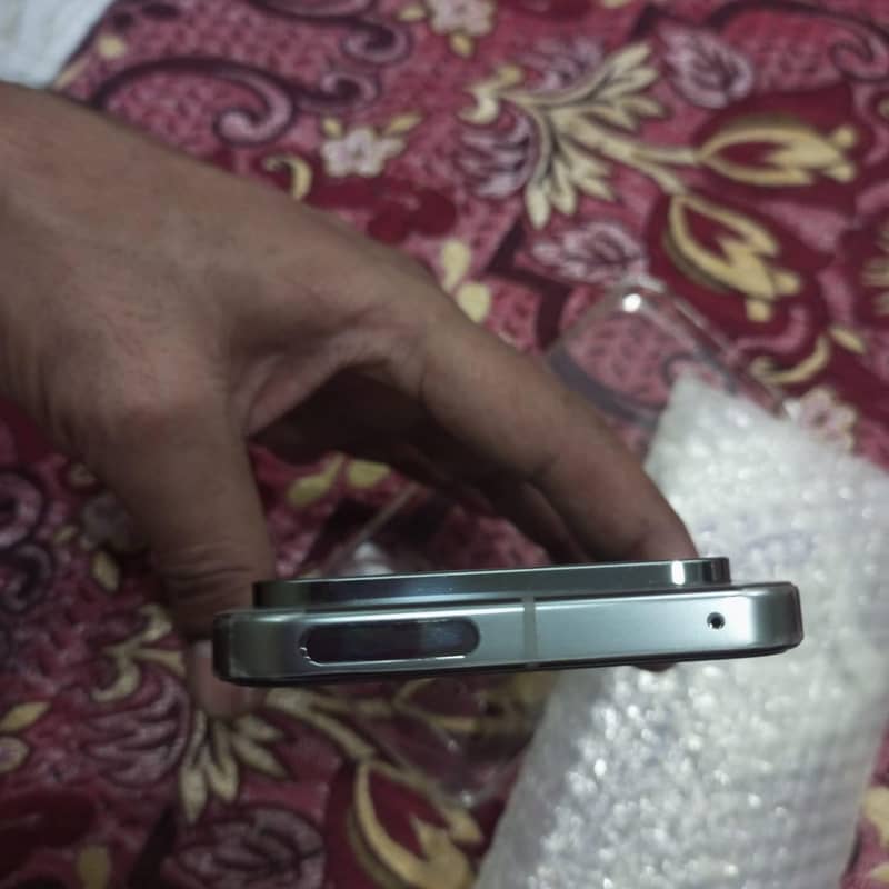 Google Pixel 9 Pro XL 2